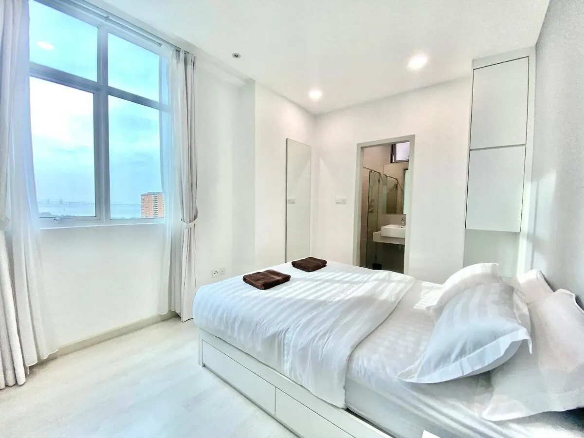דירה Straits Garden Suites #Pool With View #Seaview And Bridge View #Georgetown #3Pax #2Br2Bath #1Queen 1Single #Quality Well Maintained #Private Host