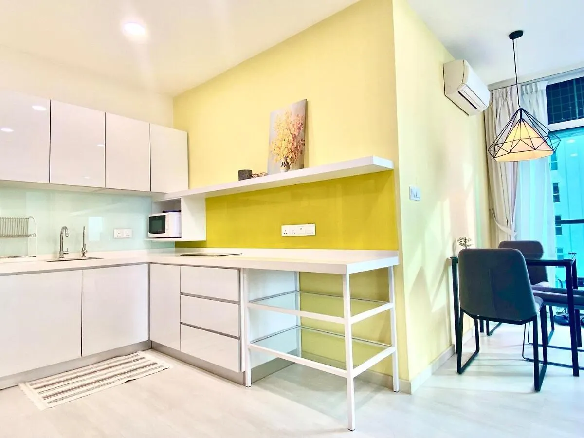 Lejlighed Straits Garden Suites #Pool With View #Seaview And Bridge View #Georgetown #3Pax #2Br2Bath #1Queen 1Single #Quality Well Maintained #Private Host